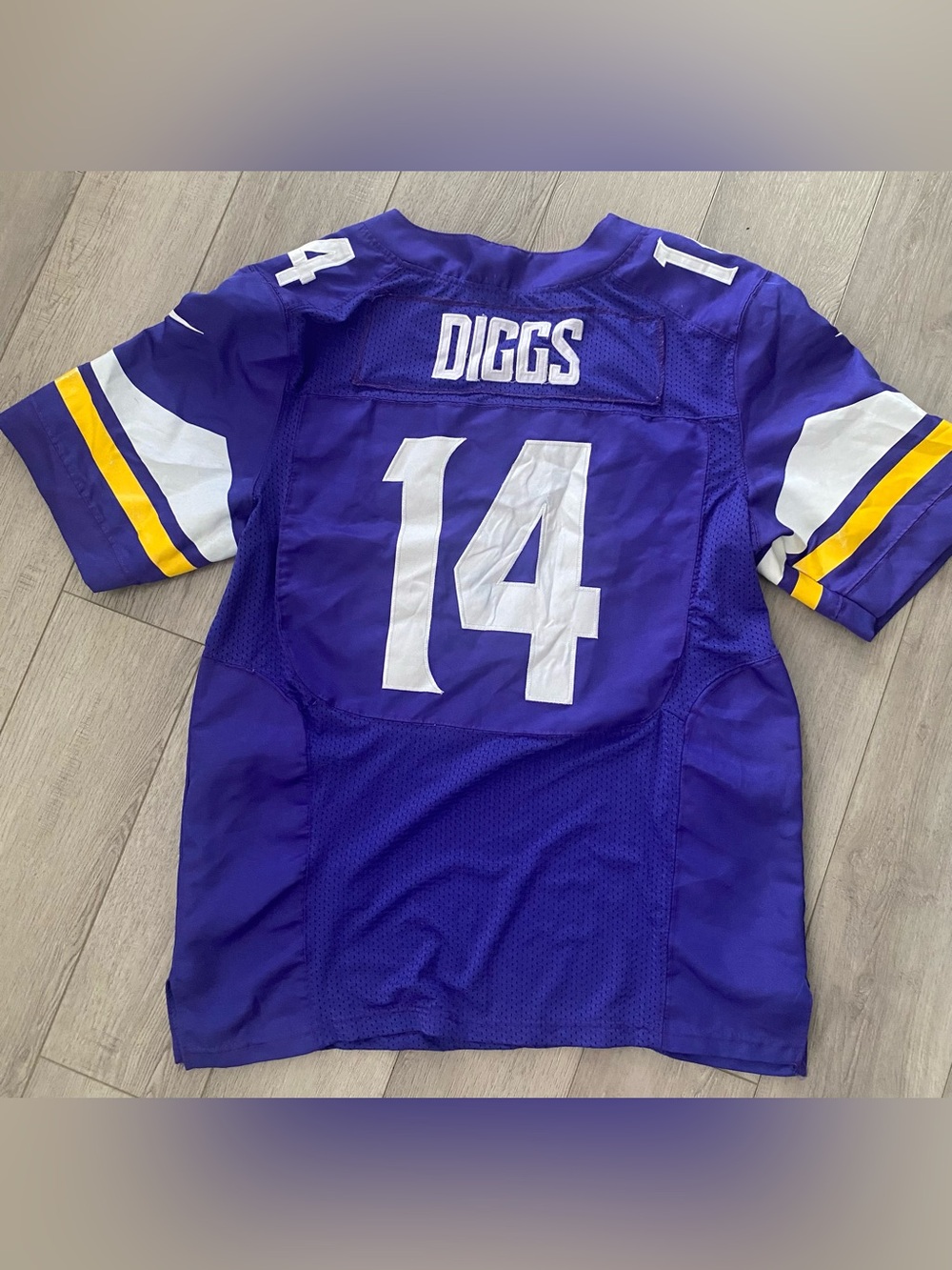 Nike NFL Minnesota Vikings
Stefon Diggs #14 Purple Jersey -
Size 44 (Medium)